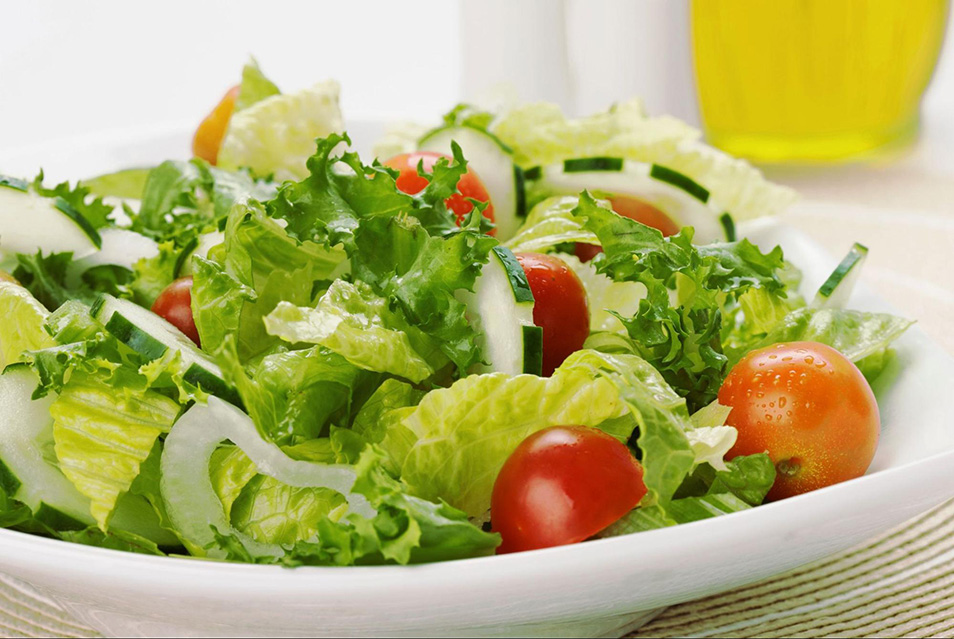 Nước kiềm mạnh dùng trộn salad