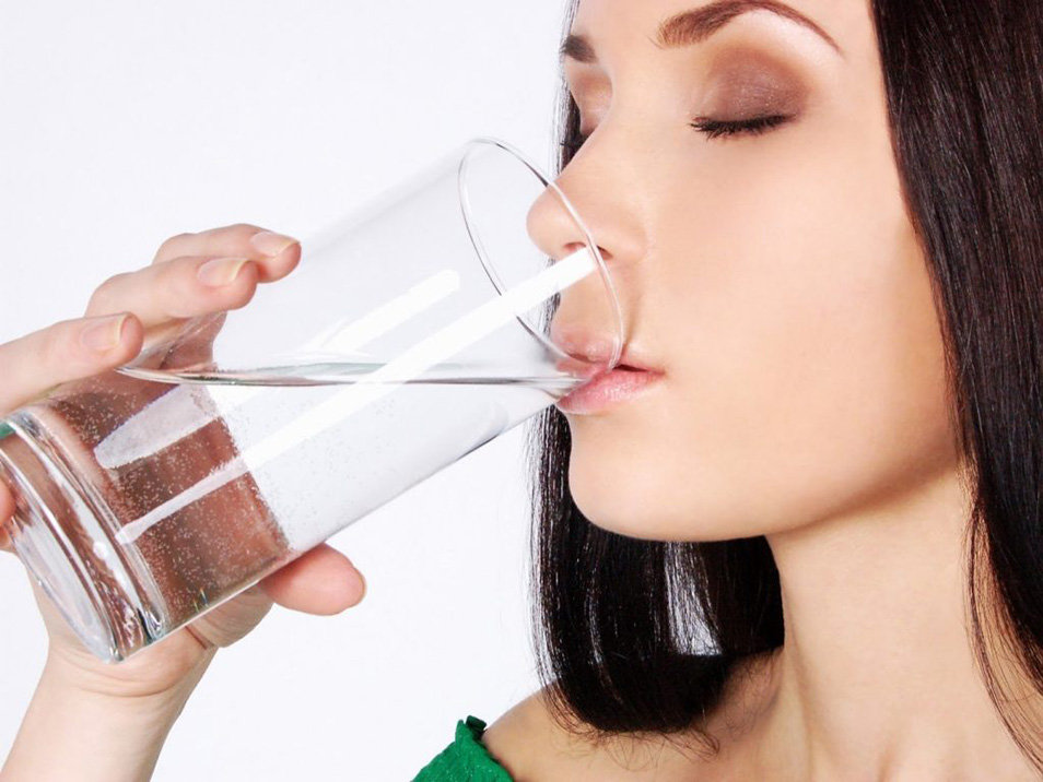 Uống nước lọc giúp cải thiện chức năng hệ tiêu hóa